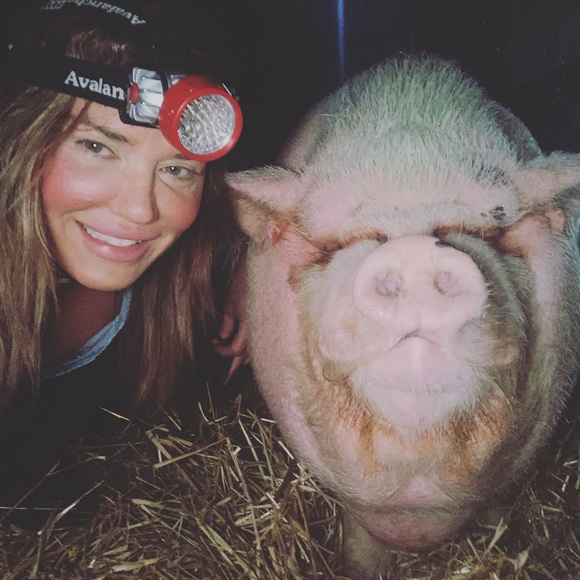 Meet your Posher, Dana & Jack - Picture 9 of 14